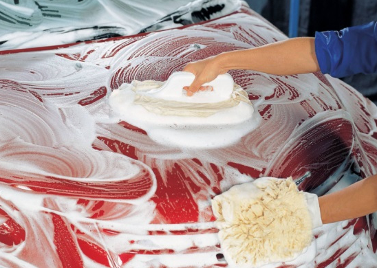 Can you use dish soap to wash your car