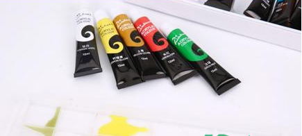 How to wash acrylic paint on clothes